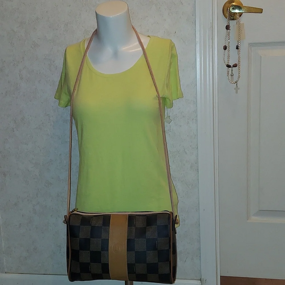 Vintage Fendi Crossbody Bag - Picture 5 of 13